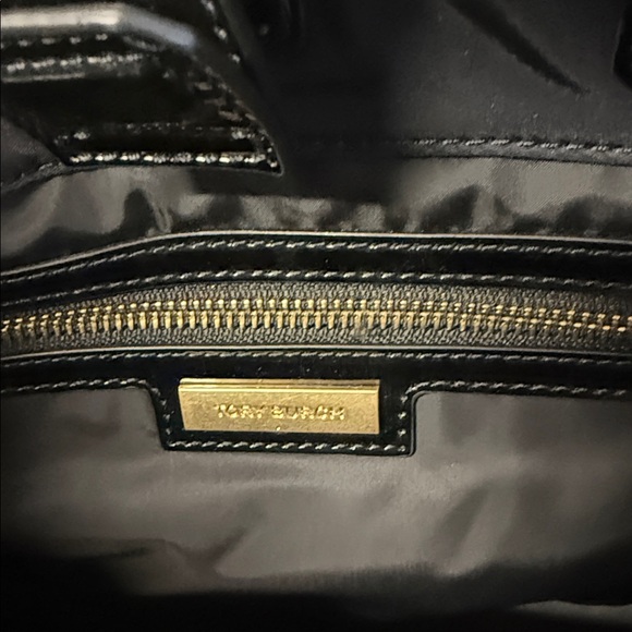 Tory Burch Black Patent Logo Tote - Picture 3 of 4